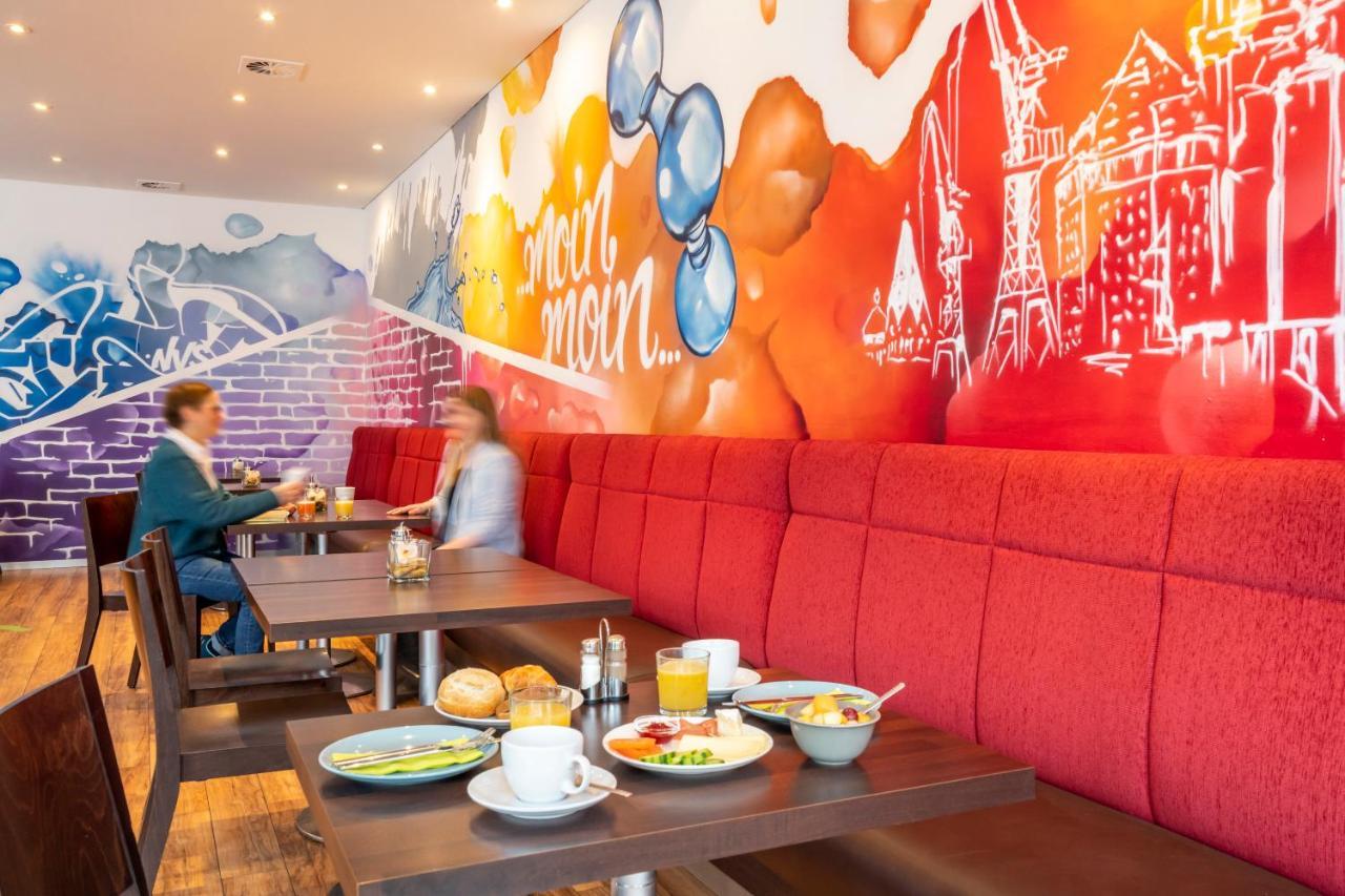 Ibis Styles Hamburg Alster City Bagian luar foto