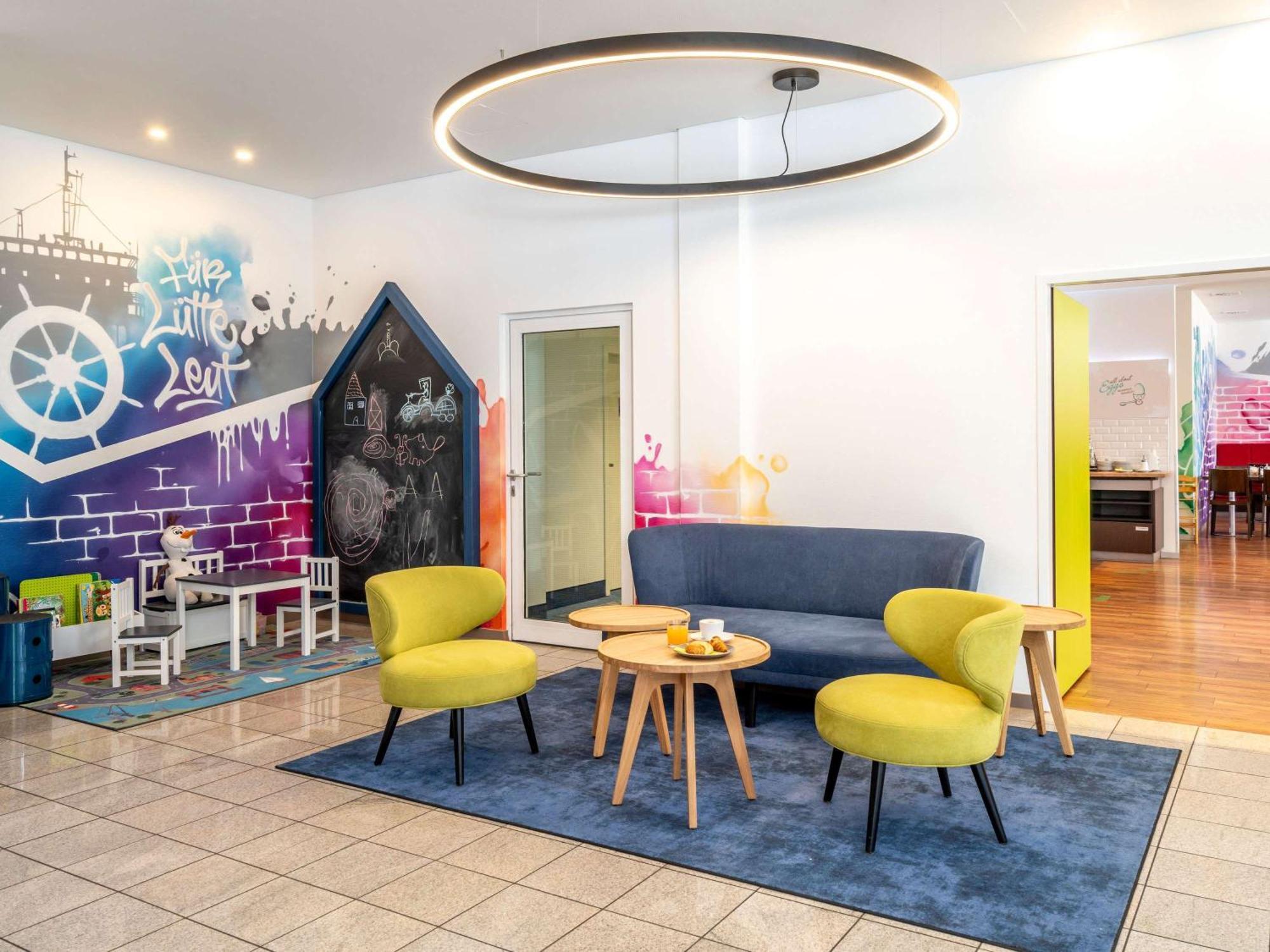 Ibis Styles Hamburg Alster City Bagian luar foto
