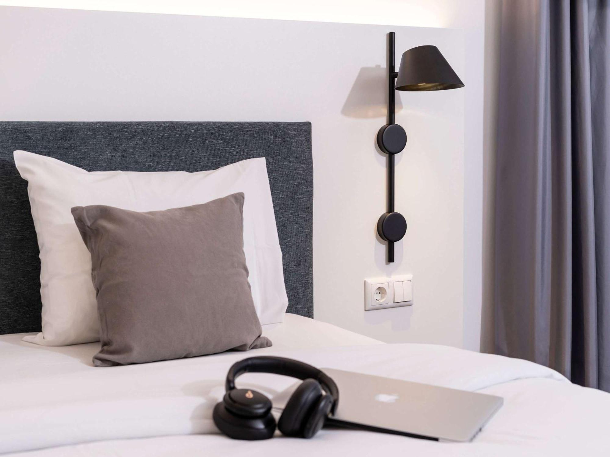 Ibis Styles Hamburg Alster City Bagian luar foto